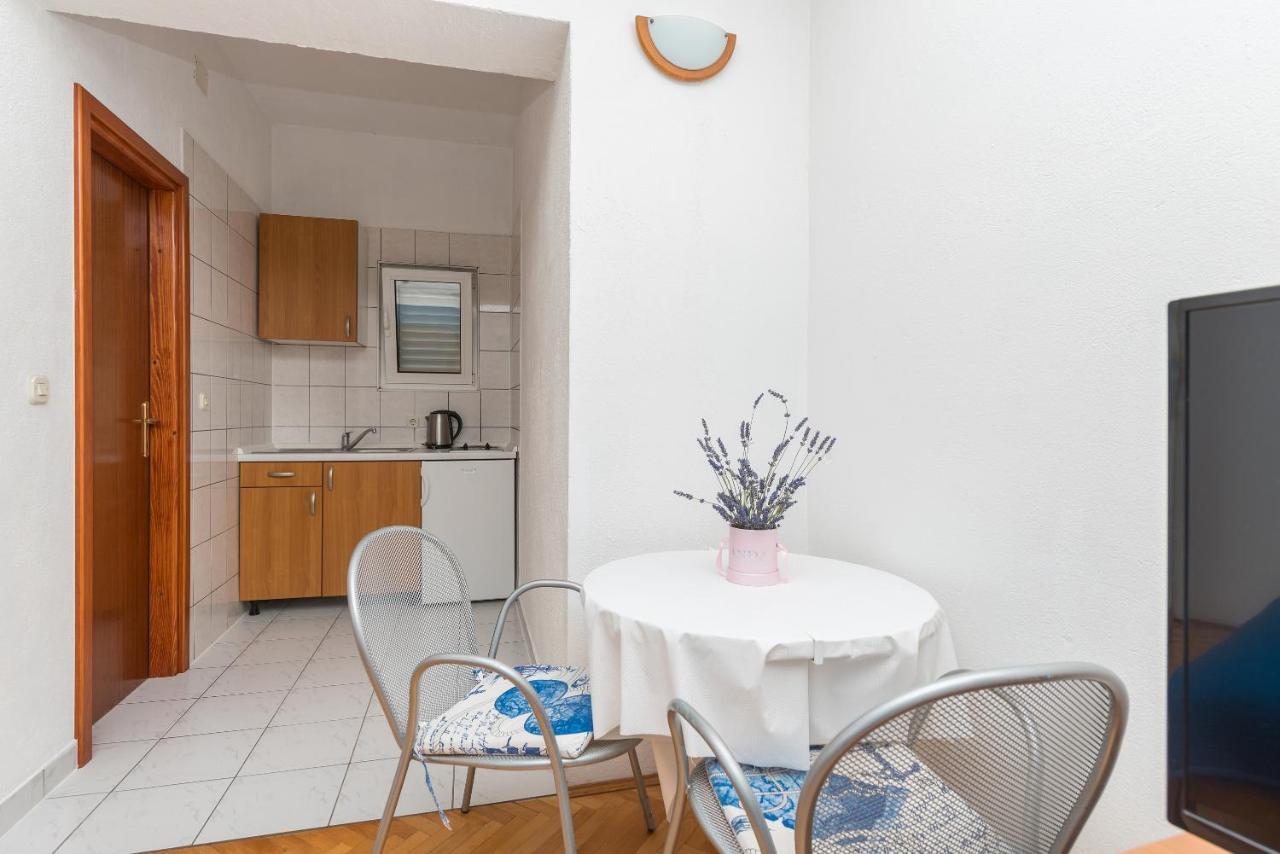 Apartmani Petracie 德尔韦尼克 外观 照片