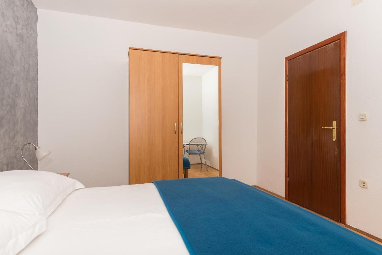 Apartmani Petracie 德尔韦尼克 外观 照片