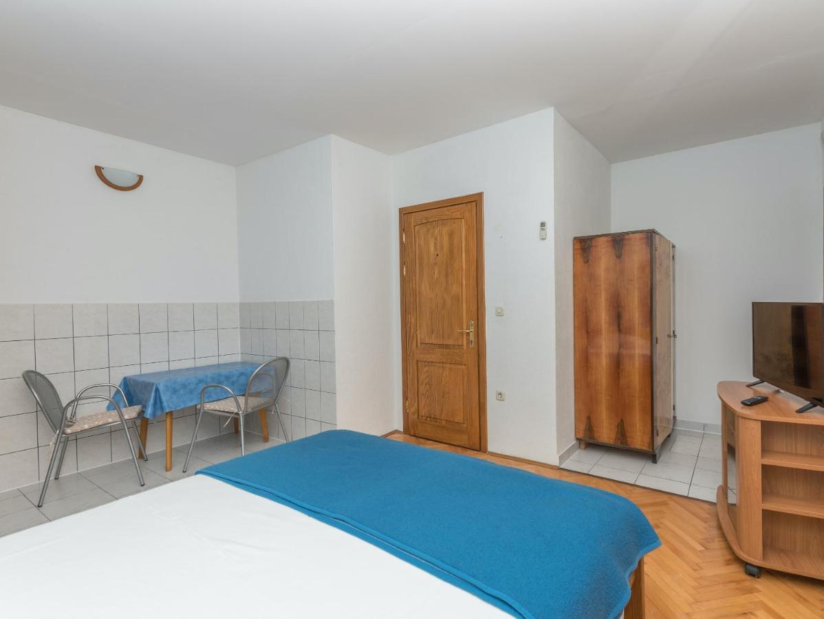 Apartmani Petracie 德尔韦尼克 外观 照片